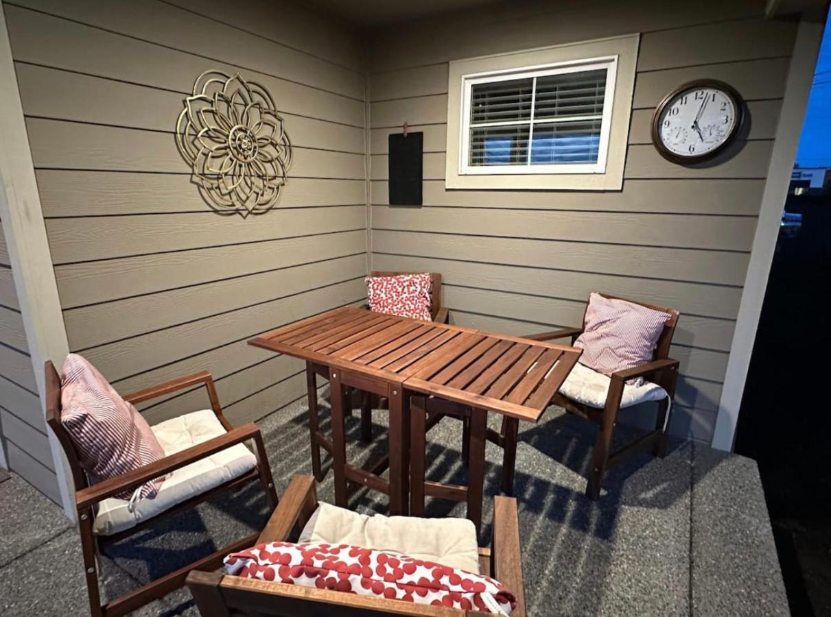 Central Tacoma Homestay With Breakfast Included -Private Room- Eksteriør billede